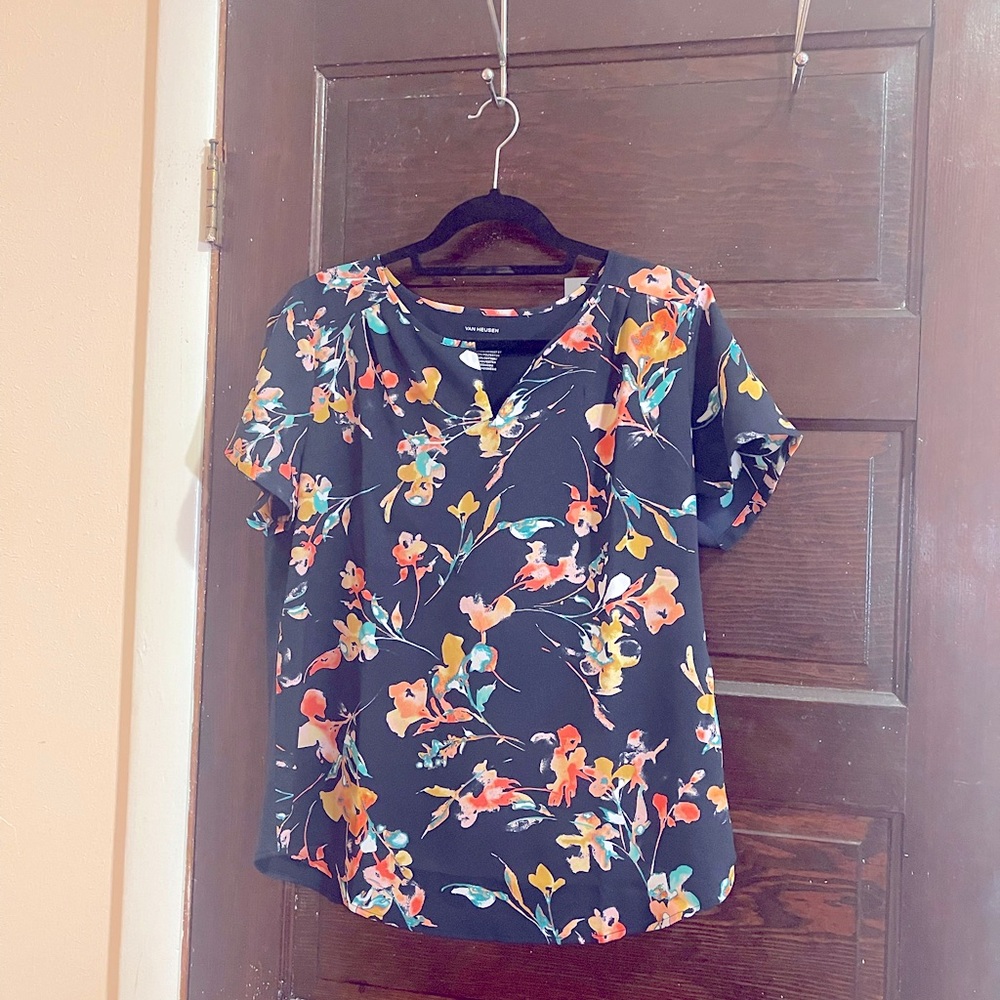 Floral Short Sleeve Top